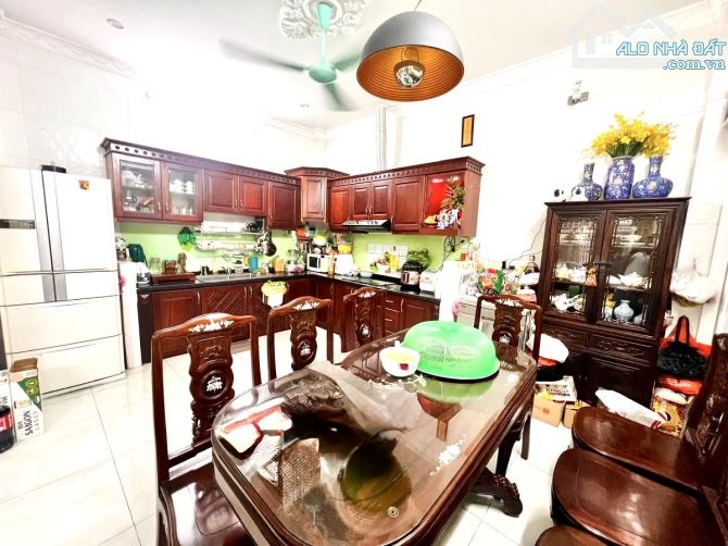 BÁN GẤP ‼️ TT QUẬN 10 – NGANG KHỦNG 5.1M – NHÀ 4 TẦNG BTCT – 55M2 – NỞ HẬU - CHỈ 10,1 TỶ - 1