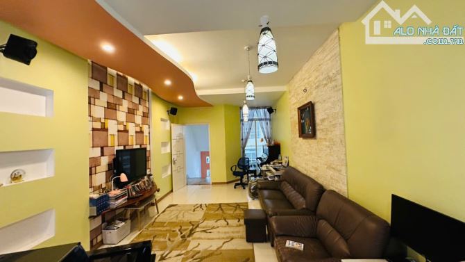 Bán nhà khu phân lô Văn Cao, Đỗ Nhuận - 83m2 - mt 4,15m - 3 tầng - giá 7,5 tỷ - 1