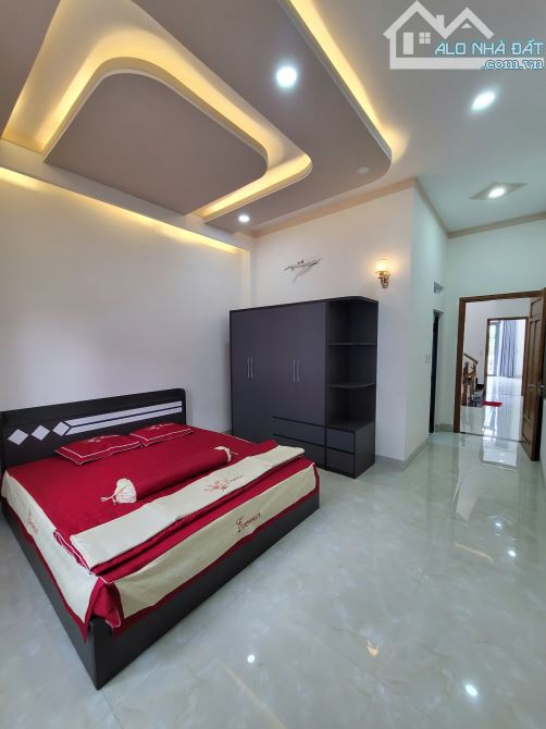 Bán Nhà 1 trệt 2 Lầu full nội thất đường mặt tiền chỉ 6ty800 TL M6707 - 12