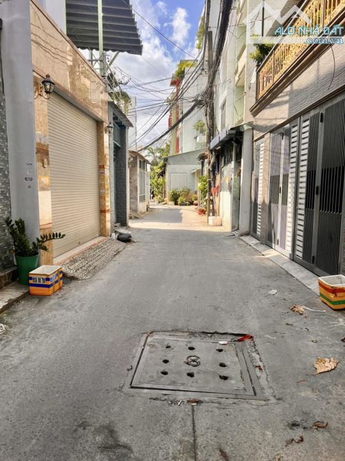 ✨ 1 TRỆT + 1 LẦU ĐÚC KIÊN CỐ (gồm: 2PN & 2WC) Ngang 4.7M x Sâu 15M (Sổ Vuông A4) - 5,95 TỶ - 12