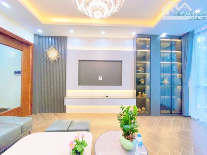 Bán nhà phố Hồng Tiến, 7 tầng thang máy, Gara ô tô, vừa ở vừa kinh doanh, full nội thất - 15