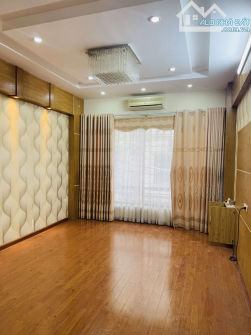 BÁN NHÀ TRẦN QUỐC HOÀN, CẦU GIẤY 45M, 6t, MT 4M, OTO TRÁNH, 19 TỶ. - 3