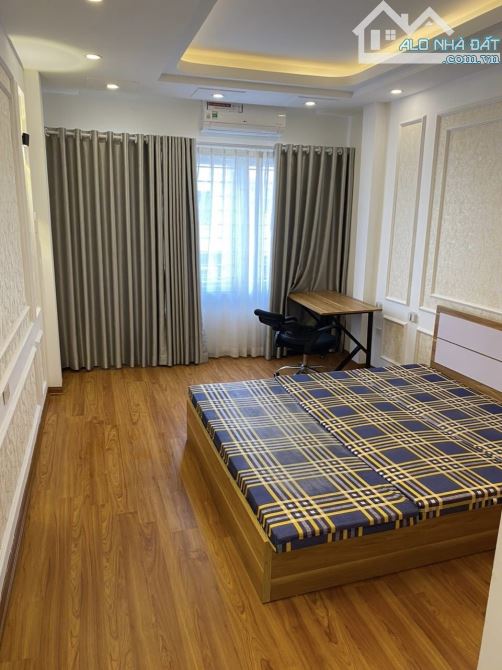 Bán nhà Vạn Phúc Hà Đông, hàng xóm Himlam, 30m, ô tô 7 chỗ đỗ cửa, kinh doanh, giá chỉ 6 t - 2