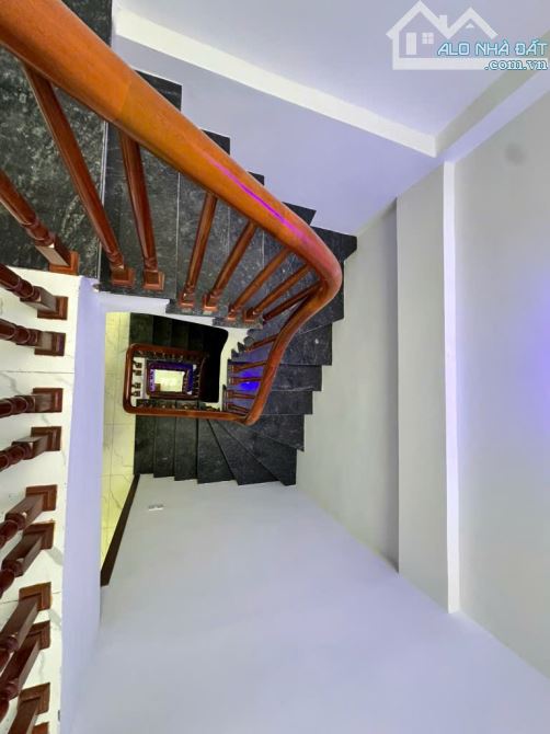 Bán nhà 5 tầng siêu hiếm, khu vực Liên Mạc, Tây Tựu ôtô đỗ cửa, 36m2 - 2