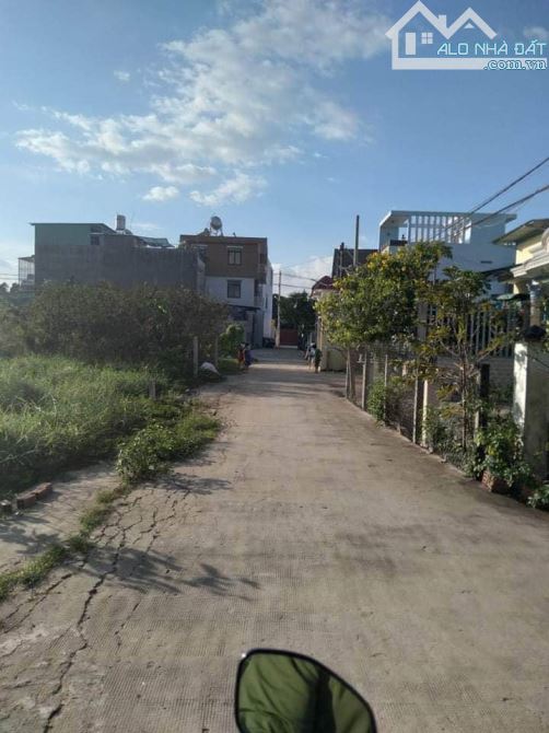 bán gấp lô đất 160m2- gần chợ hưng long- giá chỉ 1 tỷ 900- gọi cho em xem đất - 2