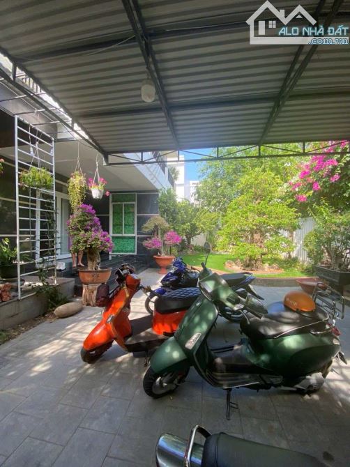 BÁN BIỆT THỰ 3 TẦNG ĐƯỜNG B3 (TẠ XUÂN THU) VCN PHƯỚC HẢI, TP. NHA TRANG 320M2 - 2
