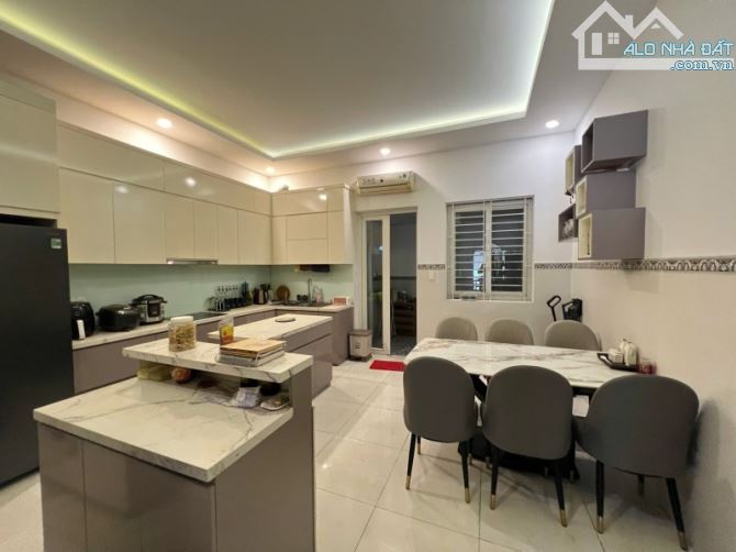 Gấp bán nhà Thủ Đức, gần Mặt phố Hoàng Diệu 2, dt 260m2, giá 10 tỷ. - 2