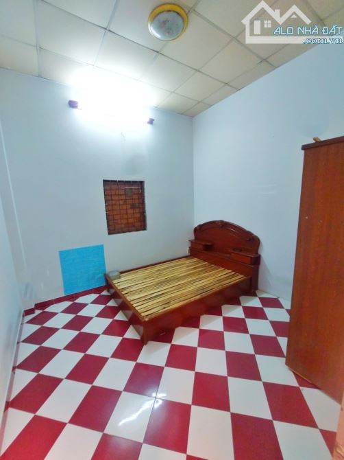 Gấp bán nhà Thủ Đức, giá 10 tỷ, dt 260m2, gần Mặt phố Hoàng Diệu 2. - 2