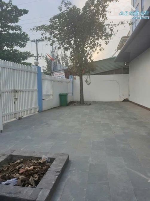 NHÀ XƯỞNG MẶT TIỀN đường Đường VÕ THỊ THỪA P. An Phú Đông, Q.12 DT 1007/1300m2 (17mx77m) - 2