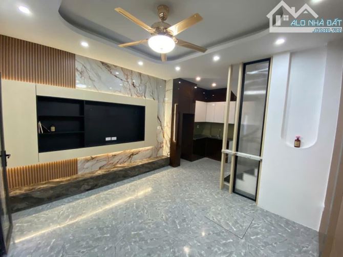 BÁN NHÀ MỚI 5 TẦNG - 48M2 – NGÔ GIA TỰ, LONG BIÊN – NGÕ Ô TÔ – VỊ TRÍ ĐẮC ĐỊA - 2