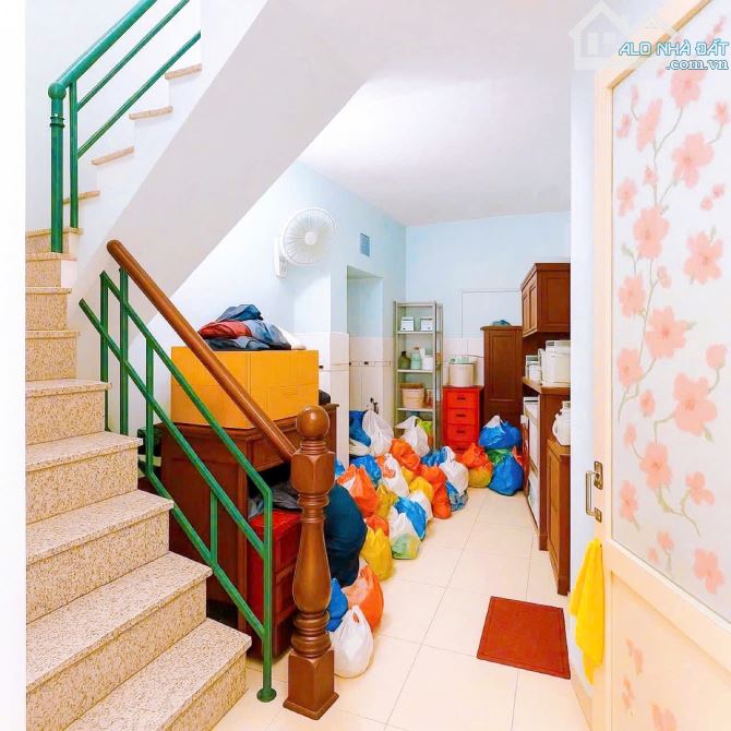 Bán nhà hẻm xe hơi Cách Mạng Tháng Tám, QUẬN 10, Sổ vuông vức 4 x 14 m, Giá 13,2 tỷ - 2