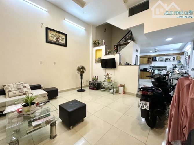 🏡 BÁN NHÀ HIẾM – LÊ VĂN SỸ, PHÚ NHUẬN – 61M² – 4 TẦNG – THIẾT KẾ LỆCH TẦNG – 10.99 TỶ - 2