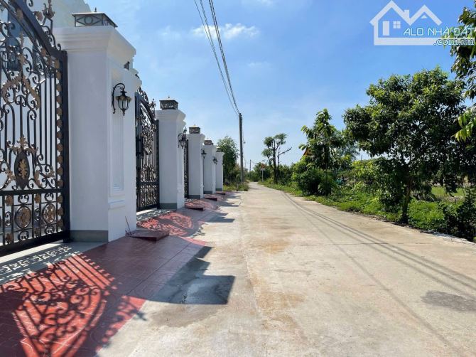 CHÍNH CHỦ GỬI BÁN – ĐẤT THỔ CƯ 303M2 ( 10m x 30,3m ) Giá chỉ 2 TỶ - 2
