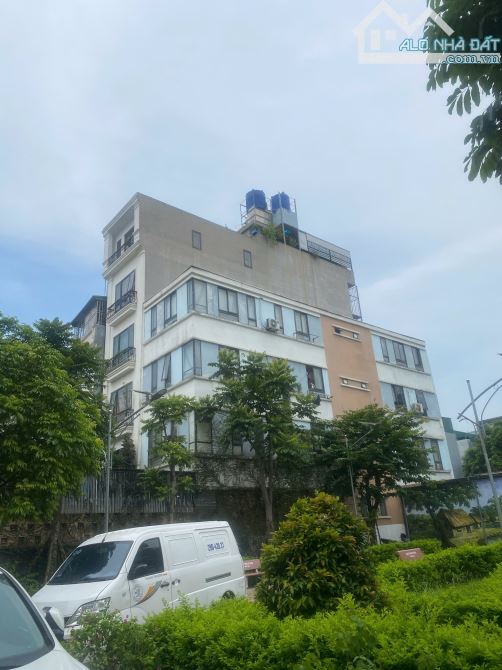 Bán nhà phố trạm 135m2 xây 4 tầng đường ô tô tránh , kinh doanh - 2