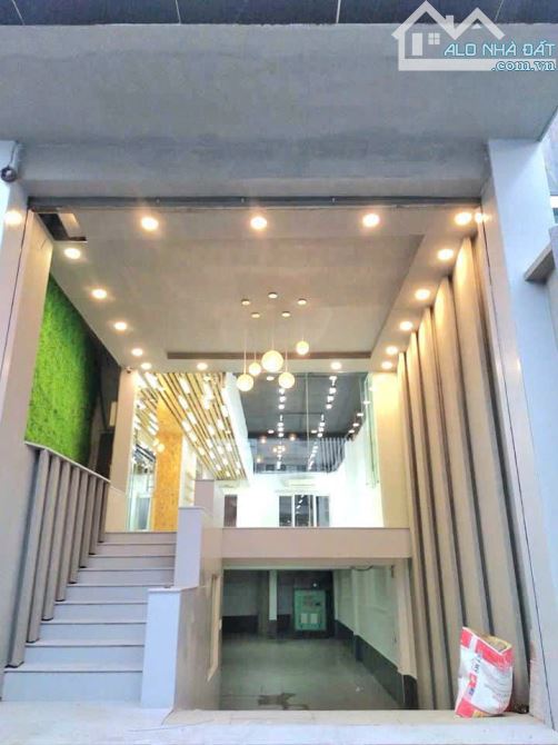 Bán tòa nhà mới xây mặt tiền Trần Quốc Toản, Phường 8, Quận 3 .  Dòng tiền rất ổn định - 2