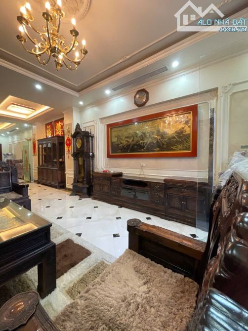 Bán biệt thự sang trọng mặt phố Bùi Xuân Phái KĐT Mỹ Đình 2. DT 200m mt 10m. Giá 70 tỷ TL. - 2