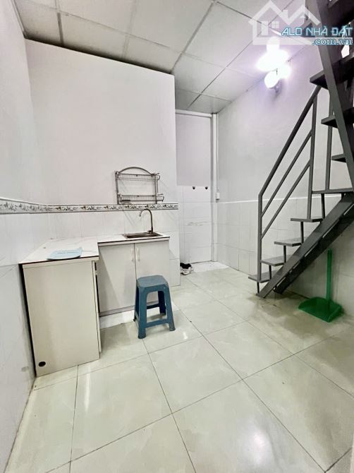 ✨ NHÀ MỚI 1 TRỆT + 1 LẦU (2PN, 2WC & ban công) Ngang 3M x Sâu 7M, HẺM 3M an ninh - 2,45 TỶ - 2