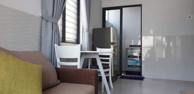Chính chủ cần bán gấp căn nhà 7 tầng Dương Đình Nghệ cách bãi tắm Mỹ Khê khoảng 5 phút - 2