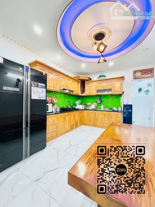 Hiếm - khu Tên Lửa - Chợ Da Sà - 4 tầng - 4m x 15m - 5PN - Xe tải vào nhà - 2