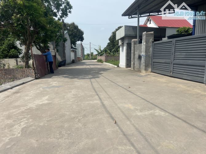 Chỉ có 1lô duy nhất giá tốt cho quý khách hàng 73m .Đông Sơn -Quang Tiến .sẵn sổ đẹp - 2