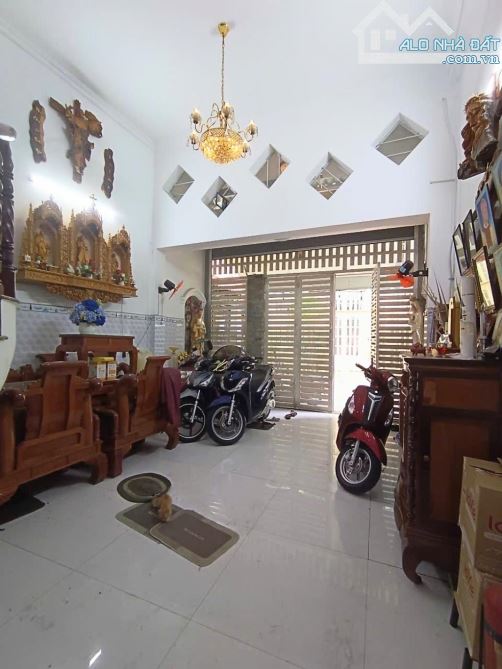 Bán nhà HXH Cách Mạng Tháng Tám, Tân Bình, 5 Tầng, ngang 4.9m, 60m2, gần MT, 6Pn, 10.25 Tỷ - 2