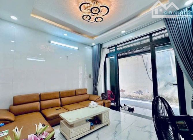Chỉ 4.3 tỷ có nhà đẹp 2 tàng,4x12,full nội thất ngay Emart Phan Huy Ích,Gò Vấp - 2