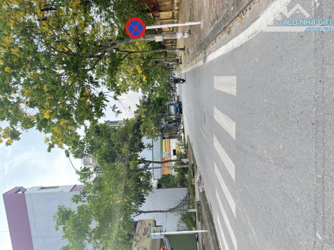 TĐC Phương Nhị, Liên Ninh, Thanh Trì. DT: 40m, MT:4m, giá 7.7 tỷ, phân lô 2 vỉa hè - 2
