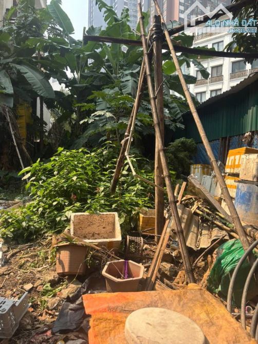 Bán mảng đất vàng còn sót lại tại đường Lê Văn Lương, Thanh Xuân. - 2