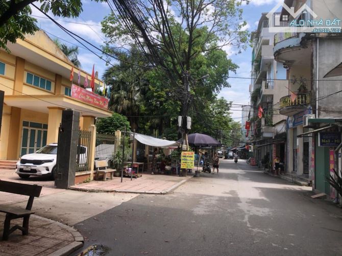 Chốt ngay nhà Ngô Thì Sỹ Hà Đông. 32m 5 tầng 3 phòng ngủ, giá chỉ 7.8 tỷ còn gia lộc - 2