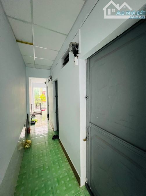 Mặt tiền Tên Lửa – 2 mặt tiền hiếm có – 8 phòng trọ sẵn dòng tiền – chỉ hơn 6 tỷ! - 2