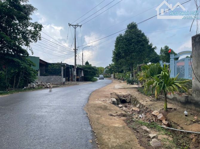 Chủ kẹt tiền cần bán gấp. 4ty hạ 3ty4. Tl 👉 B.án đất góc hai mặt tiền Sông Xoài . Phú Mỹ - 3