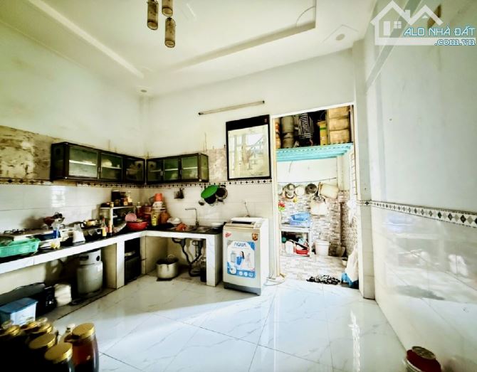 🏡 NHÀ HẺM XE HƠI THÔNG LÊ VĂN KHƯƠNG – NGAY CHỢ THIẾC – GIÁ CHỈ 4.390 TỶ – SHR - 3