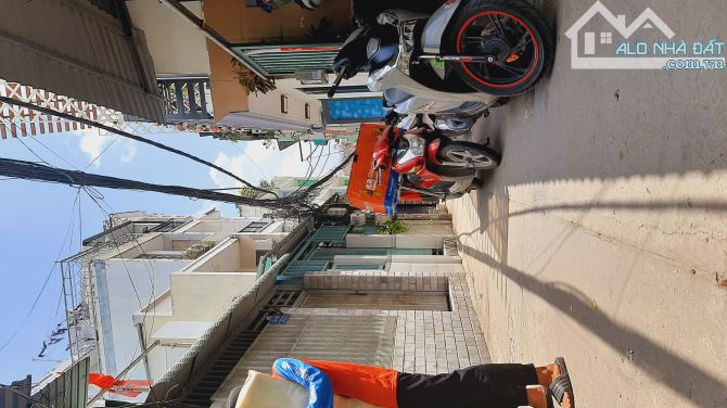 🏠 NHÀ Q7 NHỈNH 2 TỶ, 2 TẦNG BTCT, 2PN, 20.55M², NGANG GẦN 5M, 5 CĂN RA HẺM Ô TÔ THÔNG🚗 - 3