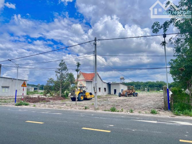 Tôi Chính chủ cần bán gấp nền đất mặt tiền đường 12m giá 790 triệu shr - 3