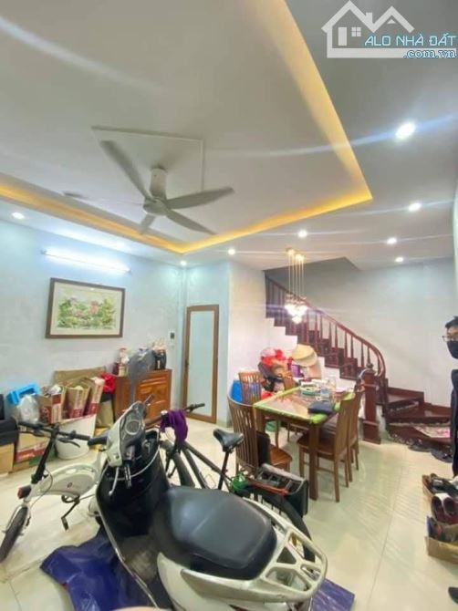 Bán nhà Đào Tấn 35m2, lô góc, MT quyền lực, ở suớng, để lại Full NT, gần phố - 3