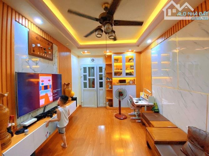 BÁN NHÀ MẶT PHỐ MAI DỊCH, CẦU GIẤY, DT 46M, 5 TẦNG, MT 4M, GIÁ 19.9 TỶ - 3