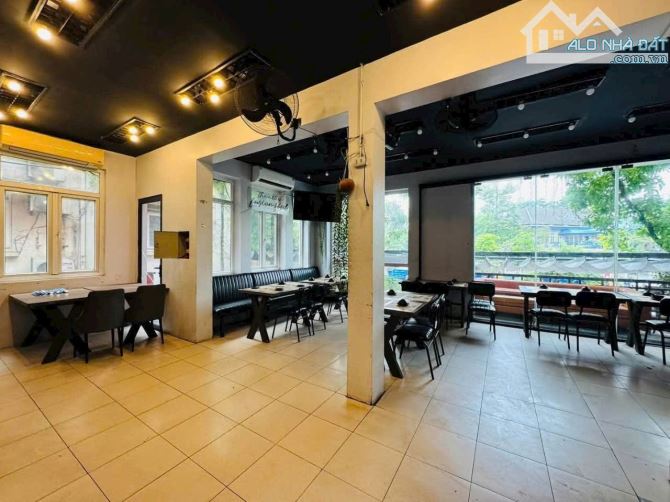 Vip - Sang nhượng gấp chỉ 600tr/m2 biệt thự mặt phố Nguyễn Thị Thập - Lô góc - Vị trí đắc - 3