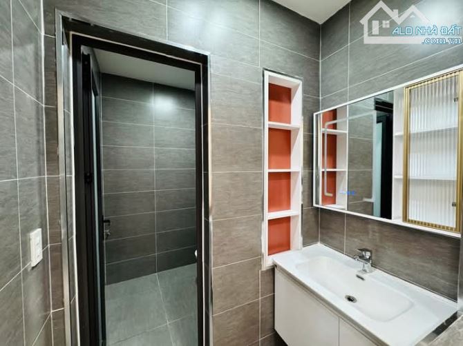 Bán nhà  Văn Cao, Đằng Giang, Ngô Quyền, 4 tầng,  81m2, 5,85 tỷ - 3