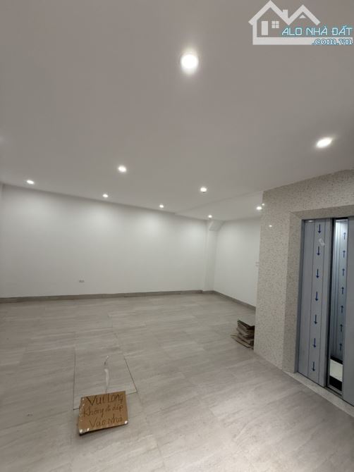 CÁT LINH- ĐỐNG ĐA- 7T THANG MÁY NK - DT 44M2 - MẶT TIỀN VIP 7M- GIÁ CHỈ 16,5TỶ - 3