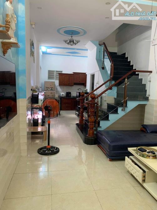 CHỦ GỞI BÁN NHÀ KHU 74 CĂN BỬU HÒA 1 TRỆT 1 LẦU,4X16=64 M2,SỔ RIÊNG,THỔ CƯ 100%,ĐƯỜNG 5M,D - 3