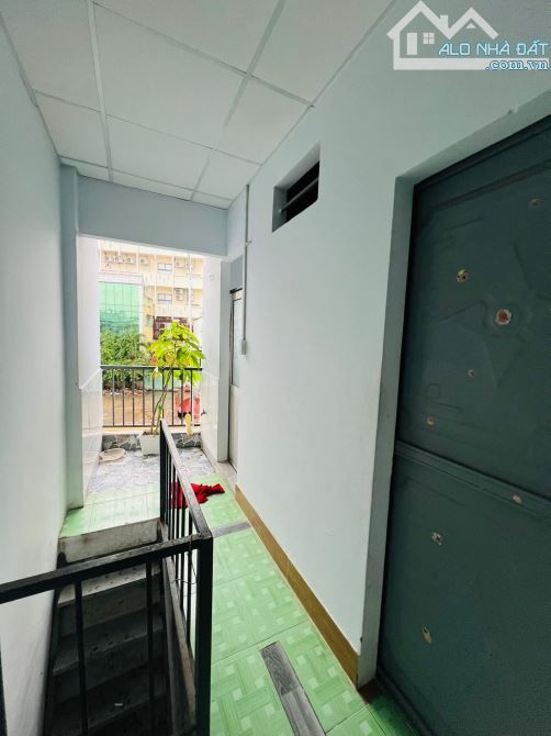 Mặt tiền Tên Lửa – 2 mặt tiền hiếm có – 8 phòng trọ sẵn dòng tiền – chỉ hơn 6 tỷ! - 3