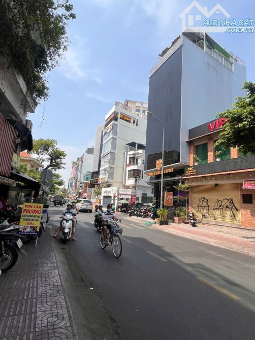 Bán tòa nhà mới xây mặt tiền Trần Quốc Toản, Phường 8, Quận 3 .  Dòng tiền rất ổn định - 4