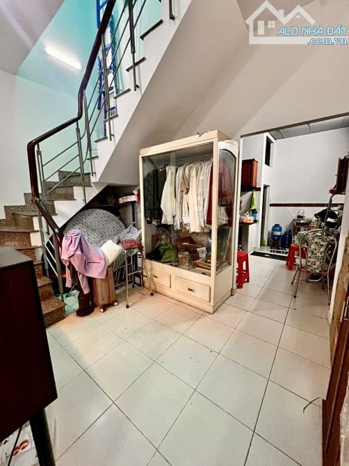 ✨ 1 TRỆT + 1 LẦU ĐÚC KIÊN CỐ (gồm: 2PN & 2WC) Ngang 4.7M x Sâu 15M (Sổ Vuông A4) - 5,95 TỶ - 4