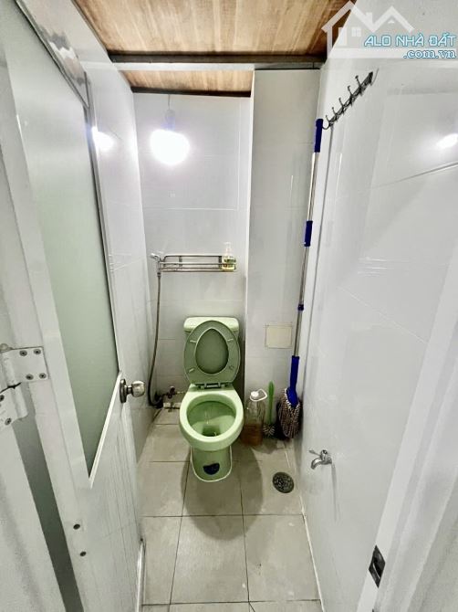 ✨ NHÀ MỚI 1 TRỆT + 1 LẦU (2PN, 2WC & ban công) Ngang 3M x Sâu 7M, HẺM 3M an ninh - 2,45 TỶ - 4