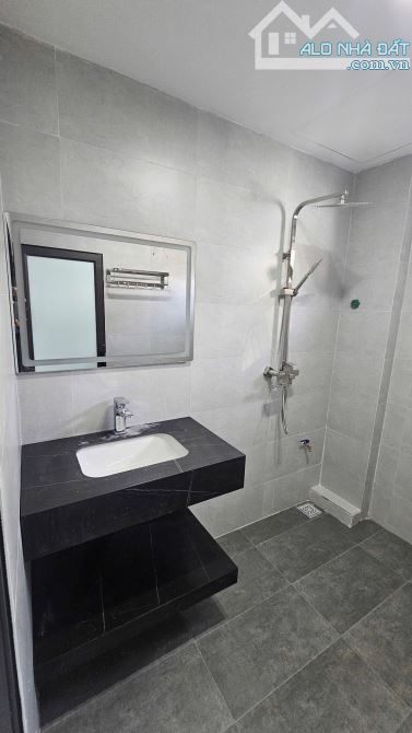 Bán nhà trong ngõ đường Vĩnh Mạc ngõ to - 4