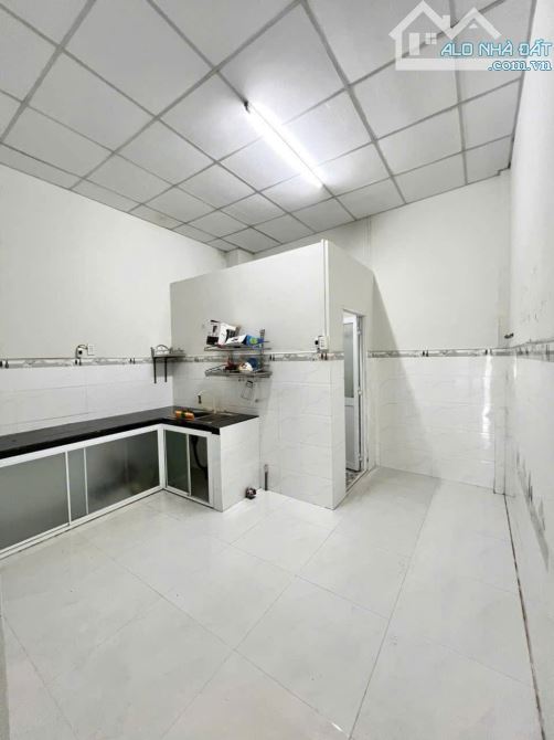 Quá Ngộp Chủ Bán nhanh Căn nhà ở Tân Xuân 2 Hóc môn 670triệu Sổ Hồng Riêng 67m2 Bao phí - 4