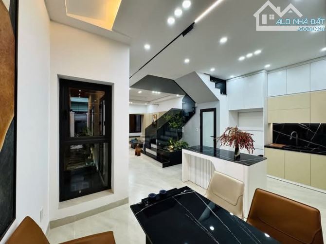 Bán nhà  Văn Cao, Đằng Giang, Ngô Quyền, 4 tầng,  81m2, 5,85 tỷ - 4