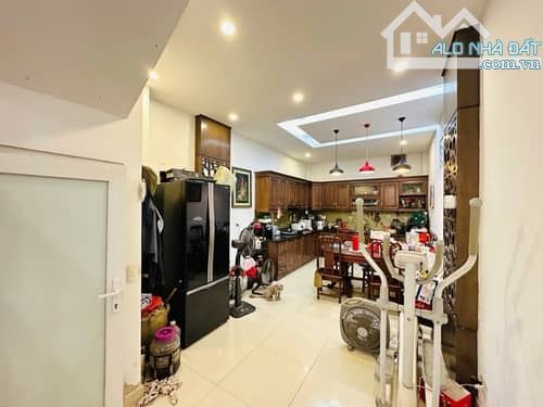 Nhà Đống Đa, Hồ Đắc Di, Ô Tô Tránh Kinh Doanh, 60m2 Tặng Full Nội Thất Cho Khách. - 4