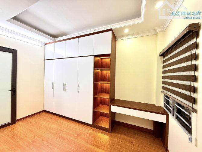 BAN NHÀ ĐẸP HH HAIBATRUNG , NGÕ NÔNG 2 THOÁNG NỘI THẤT ĐẸP 56M6T MT RỘNG CHỈ 11,2 TỶ - 4