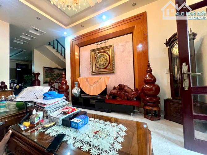 Mrs Tâm Chào bán biệt thự 5 tầng khu 16D Lê Hồng Phong, Đằng Lâm, Hải An, Hải Phòng. 119m2 - 5